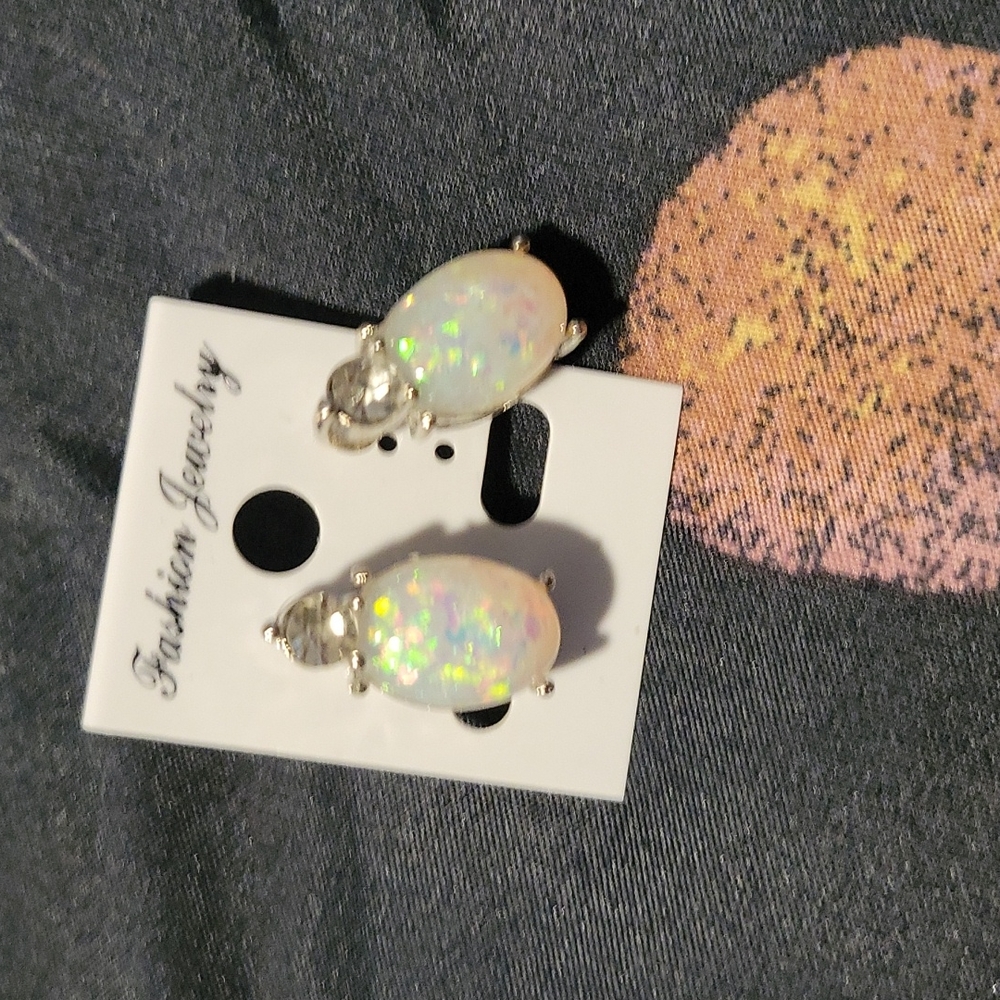Earings